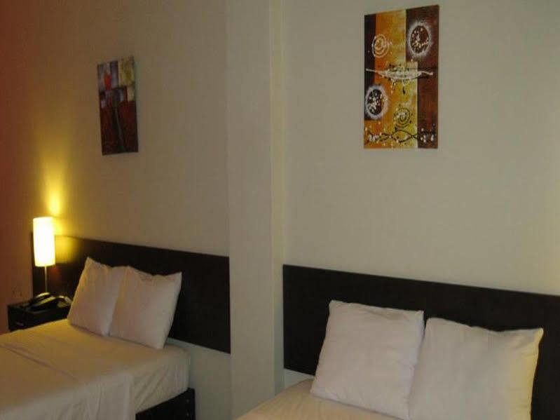 Hotel Fatima Inn Tarapoto Exterior photo
